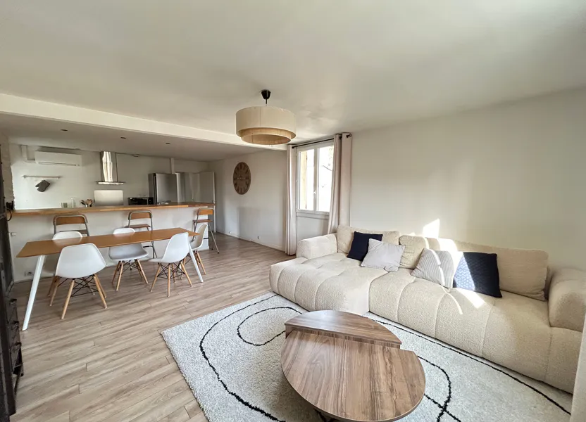 Appartement Place du Palais à Avignon