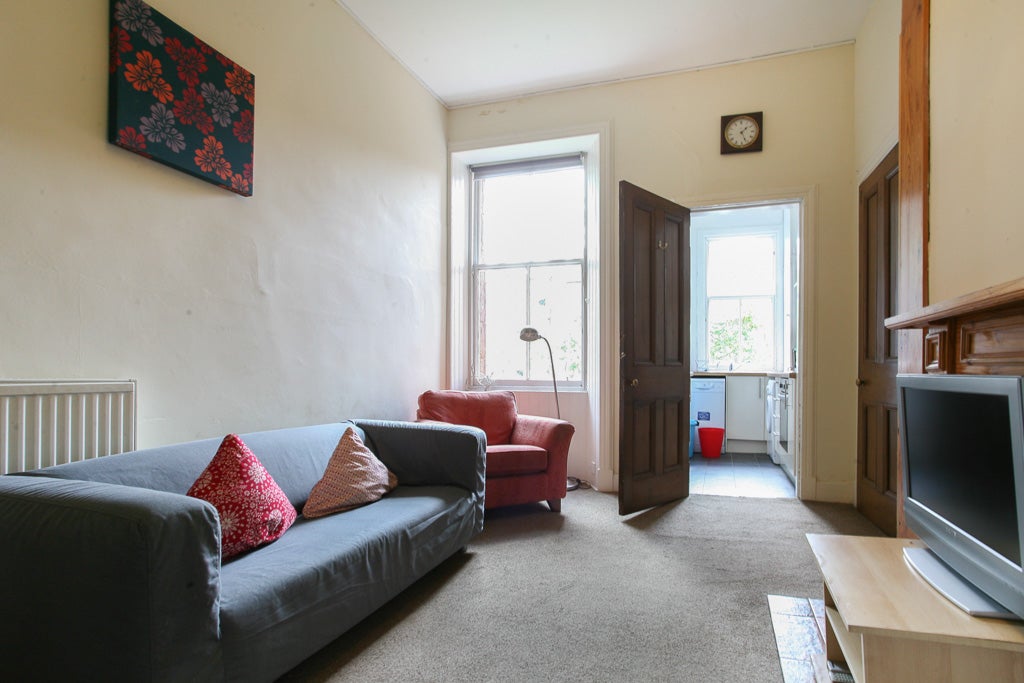 Flat Spottiswoode Street in City of Edinburgh
