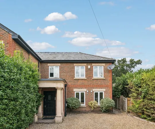 House Hanger Hill in Elmbridge