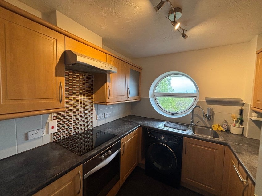 Flat Winslet Place in Reading