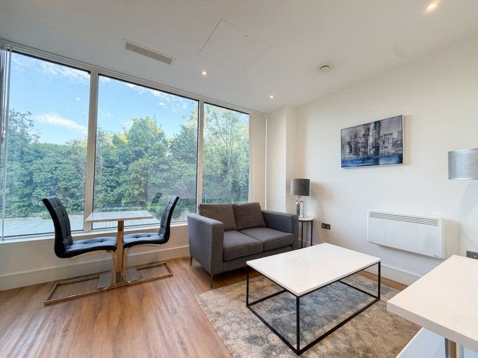 Flat West Gate in Greater London