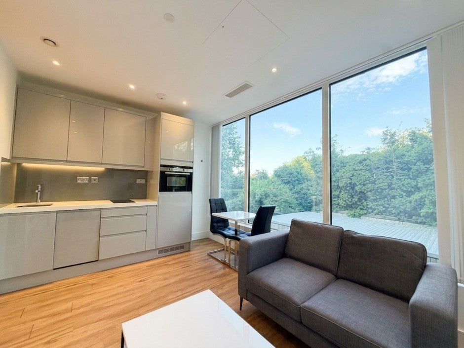 Flat West Gate in Greater London