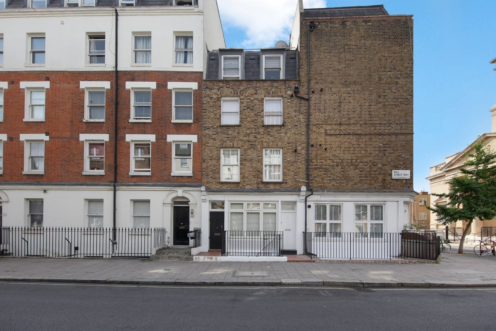 Flat Bell Street in City of Westminster