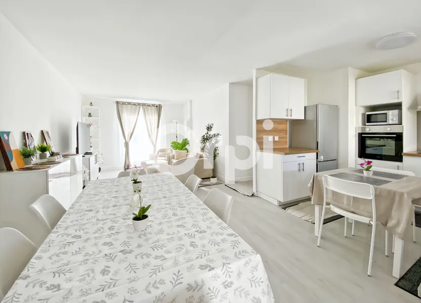 Room Rue Guy Moquet in Limay