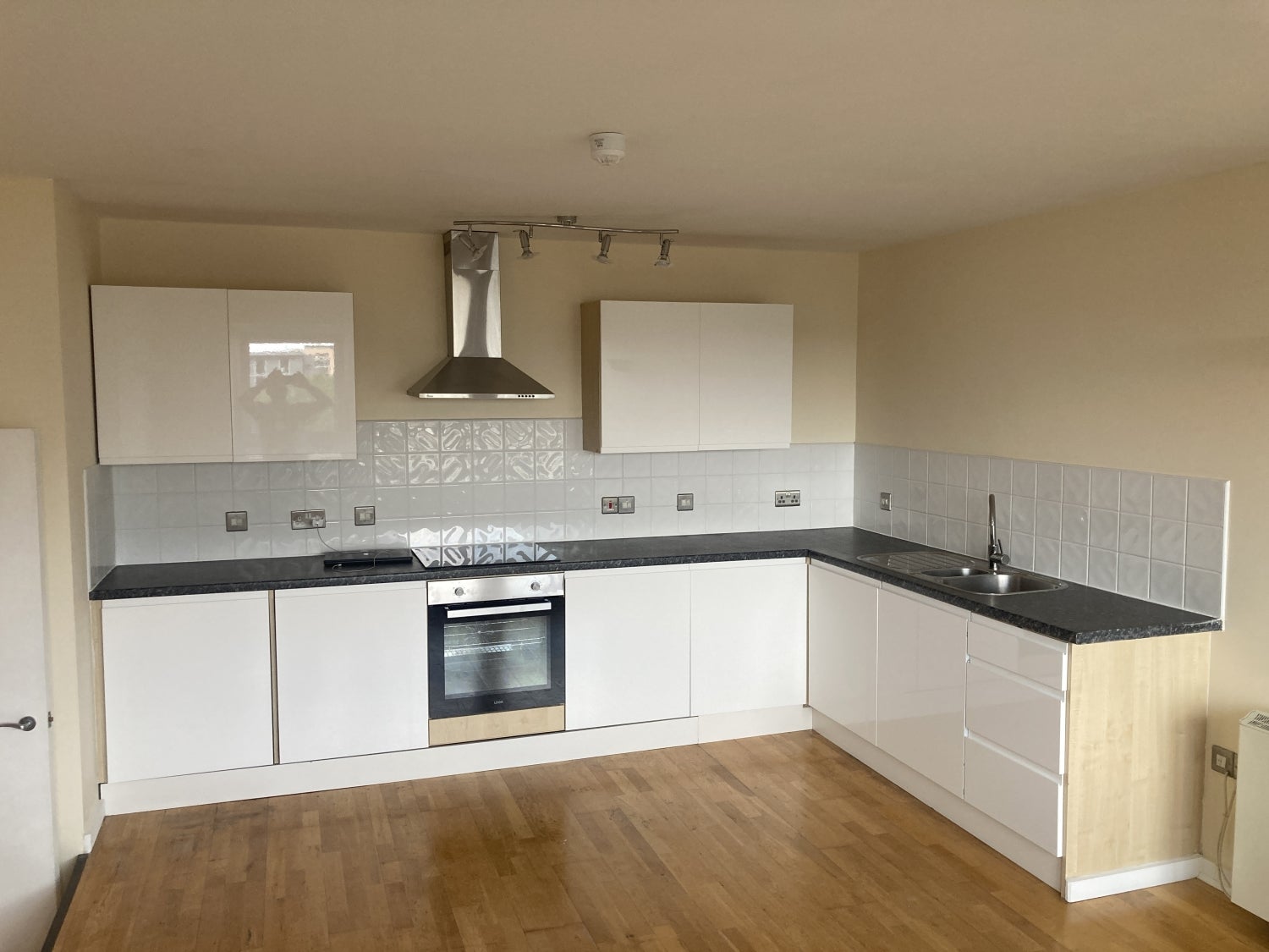 Flat Calderwood Street in Greater London