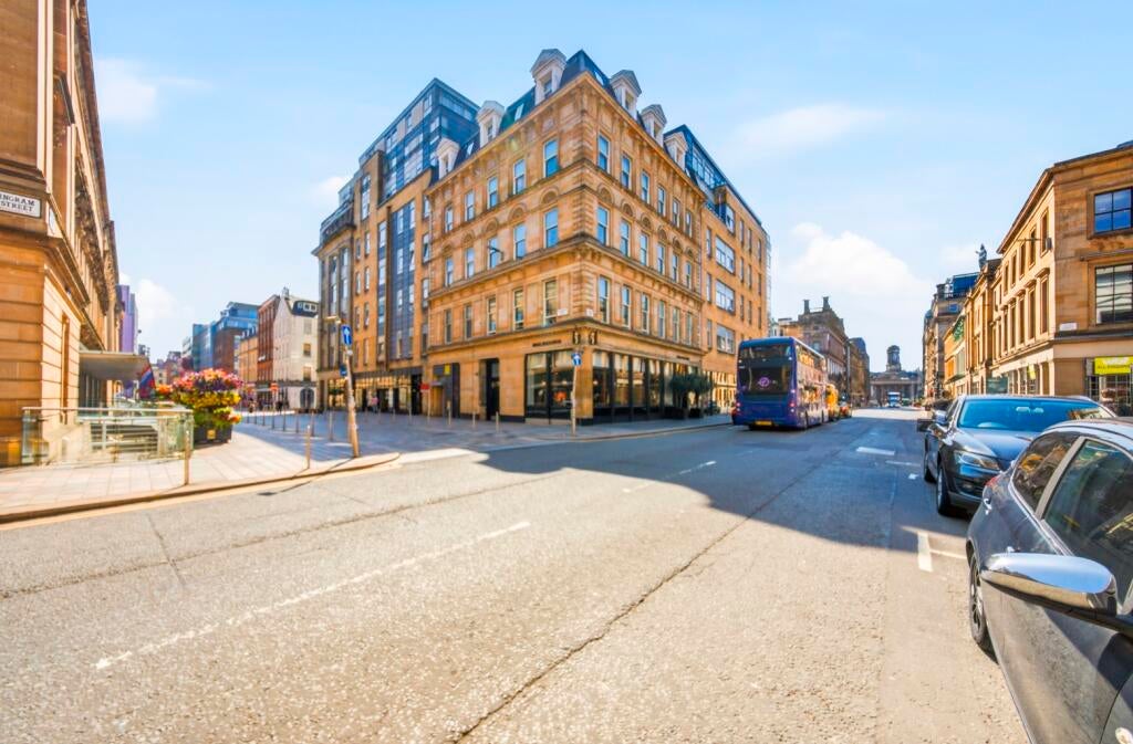 Flat Hutcheson Street in Glasgow