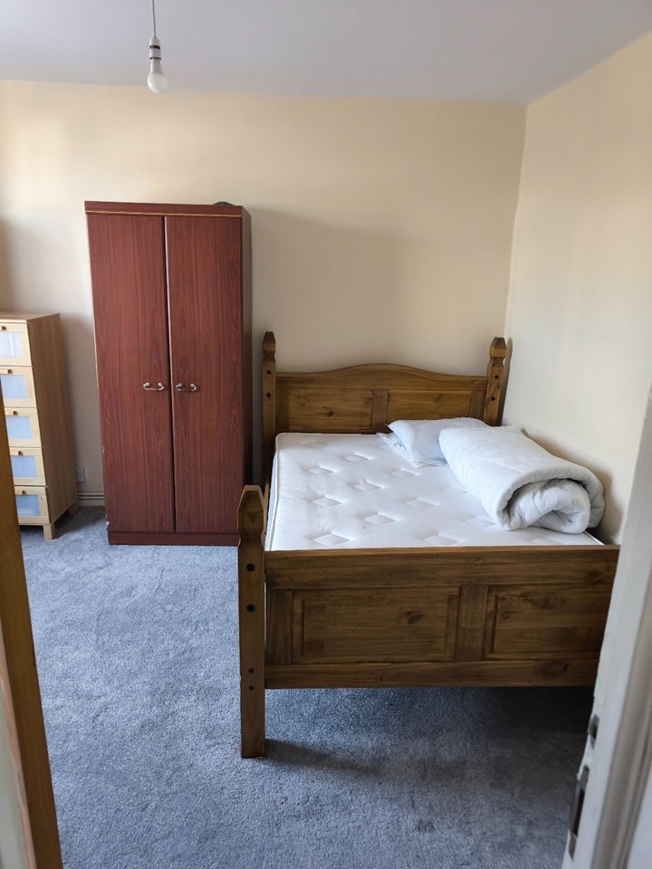Room Walpole Place in Greater London