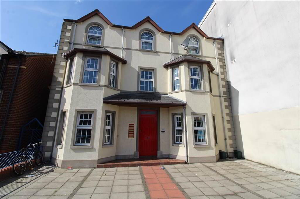 Flat Ravencroft Street in Belfast