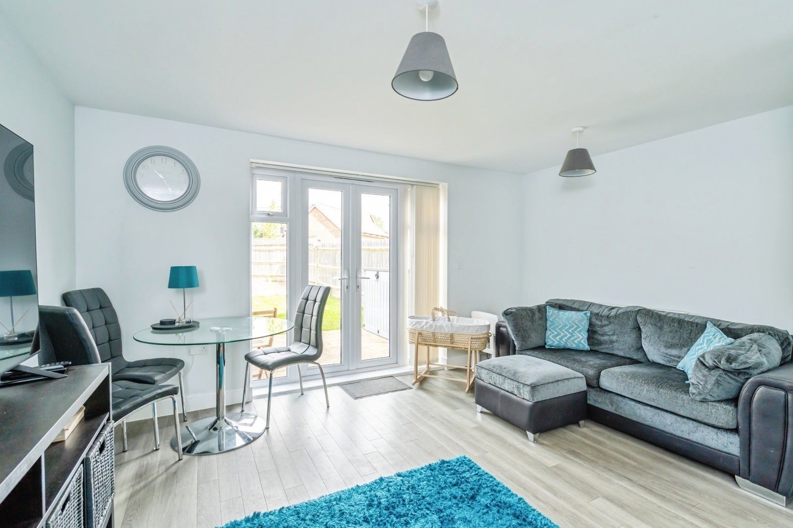 House Squires Grove in Arun