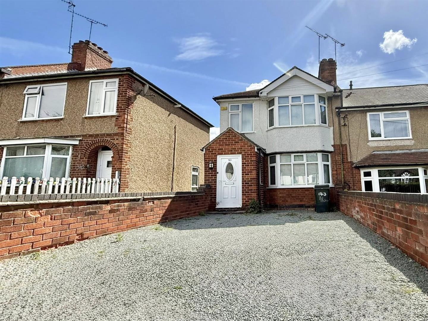House Sir Henry Parkes Road in Coventry