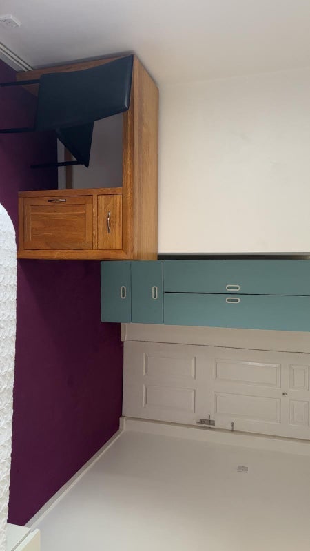 Room Sullivan Drive in Crawley