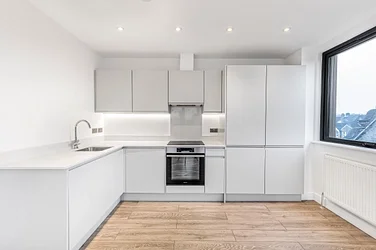 Flat Pembury Road in Greater London