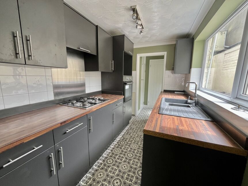 Flat Railway Terrace in Brotton