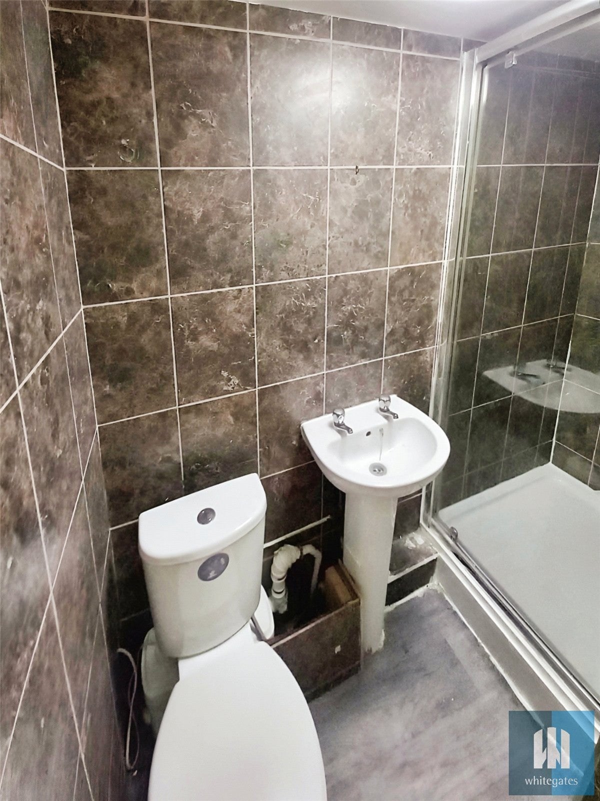 Room Fenton Road in Kirklees