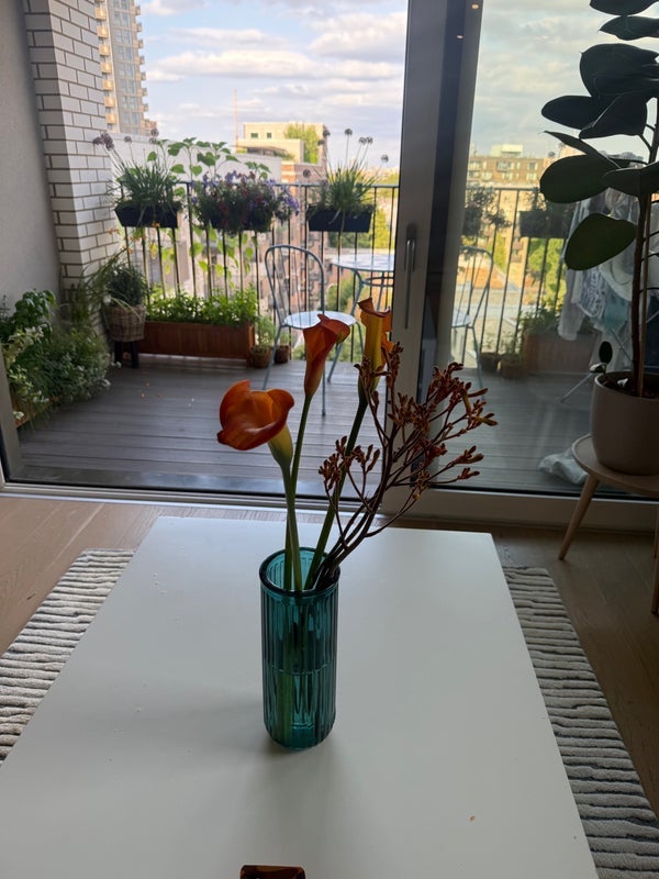 Room Sayer Street in Greater London
