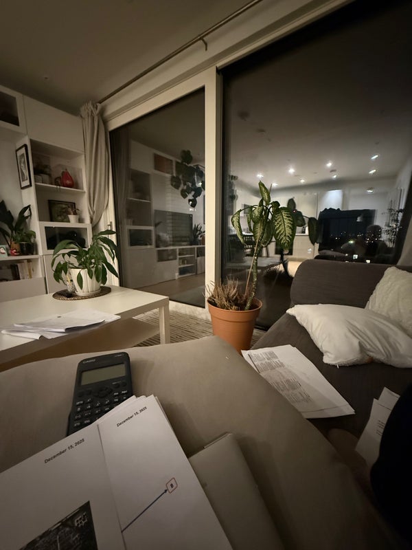 Room Sayer Street in Greater London