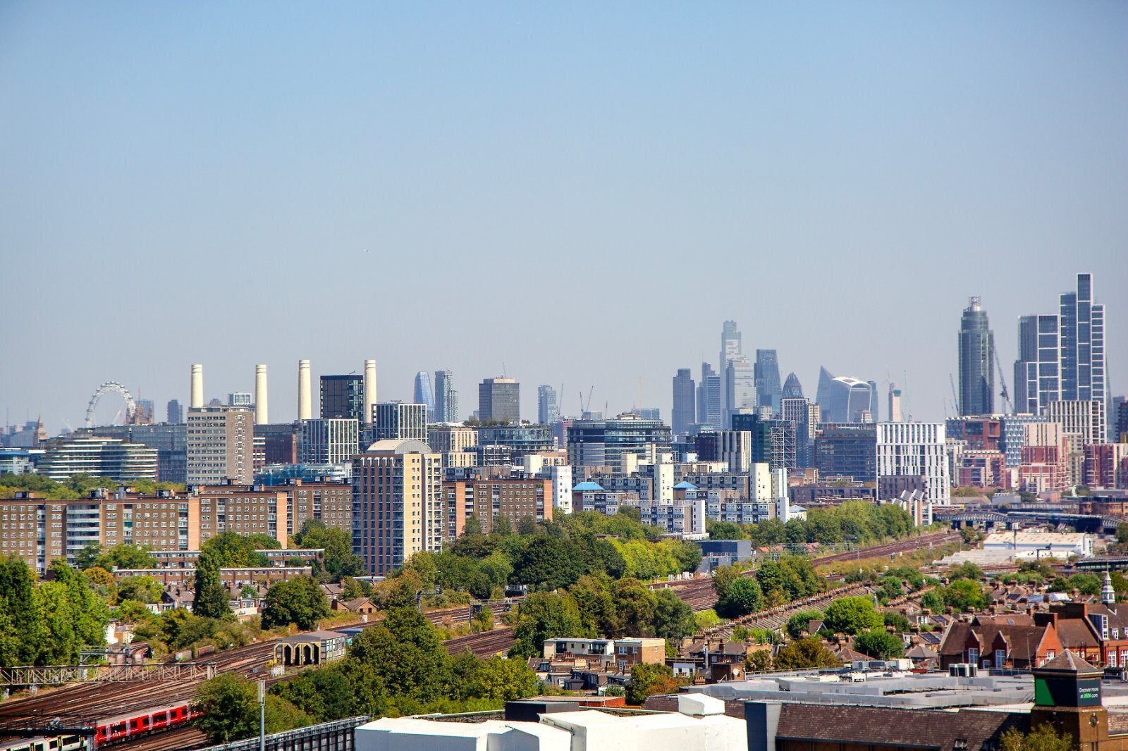 Flat Saint John's Hill in Greater London