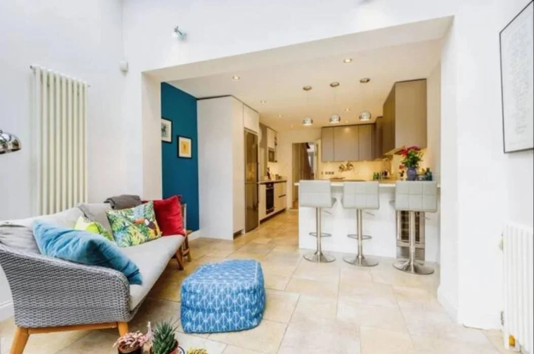 House Ravensbury Road in Greater London