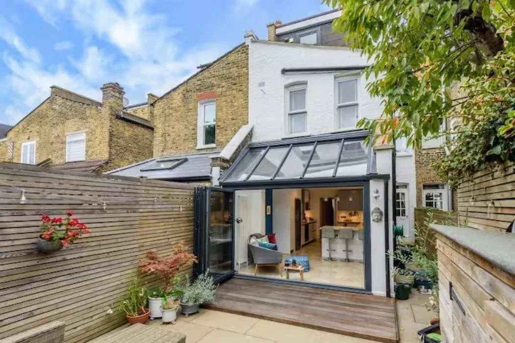 House Ravensbury Road in Greater London