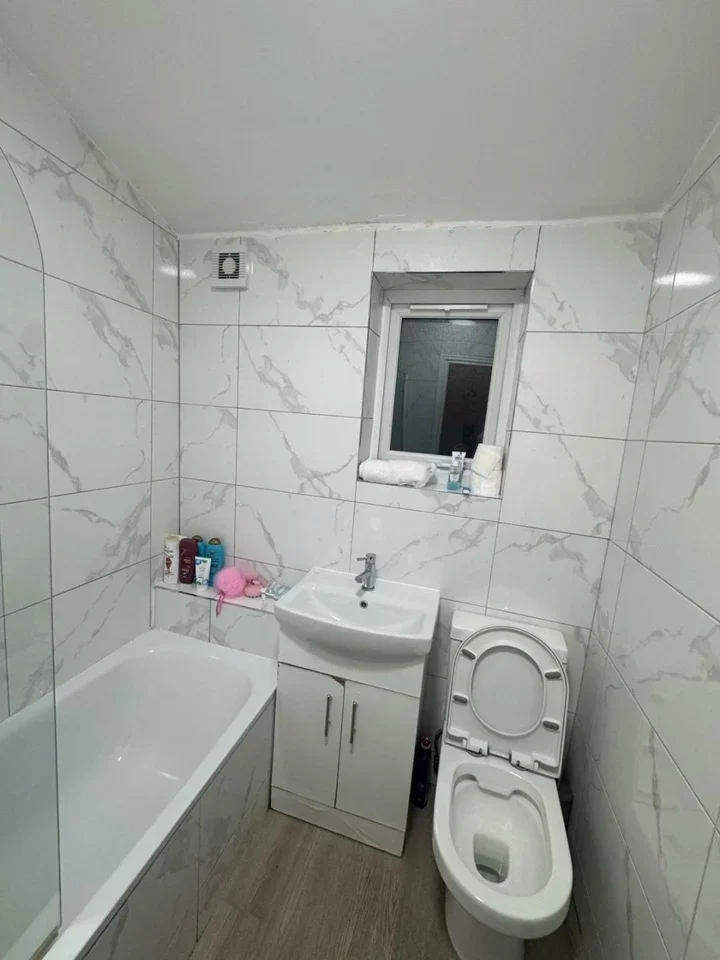 Room Sperling Road in Greater London