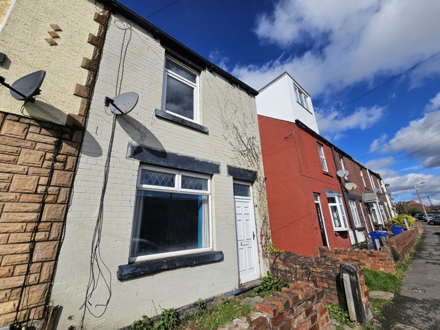 House Snydale Road in Barnsley