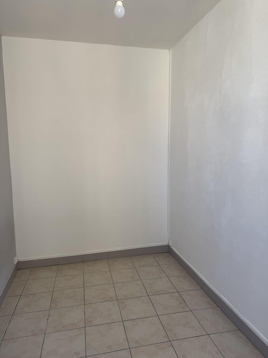 Flat Rue de Tilsit in Marseille