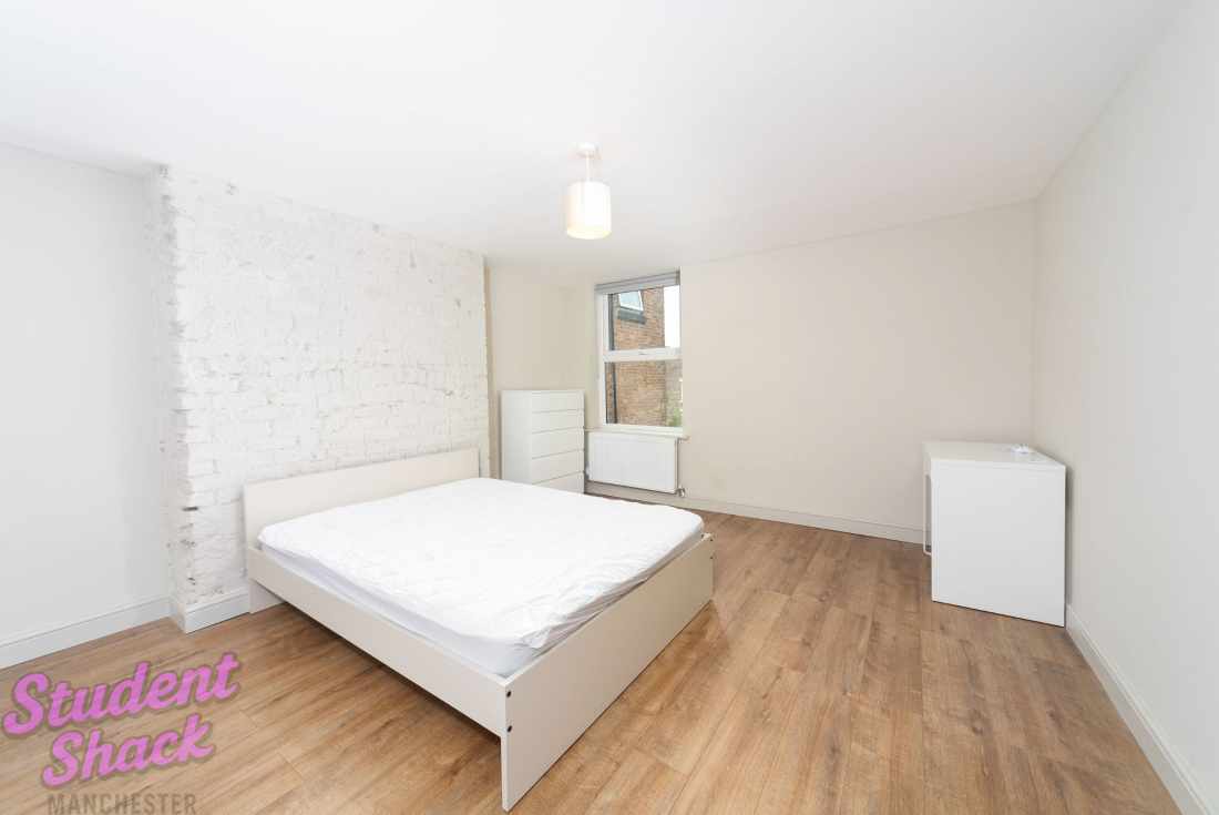Flat Moss Lane East in Manchester