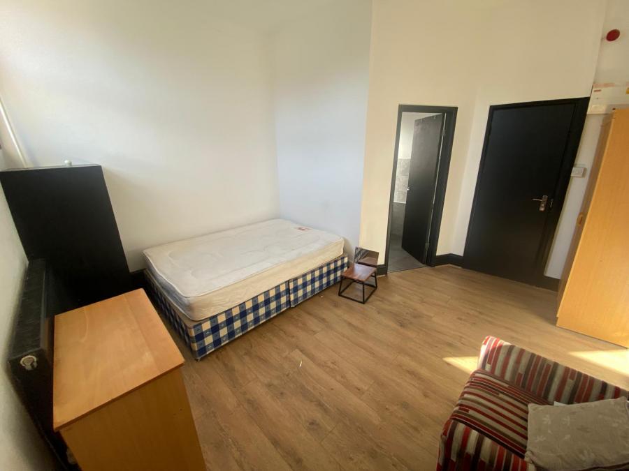 Flat Zulla Road in Nottingham