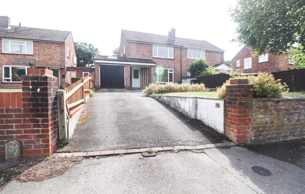 House Field Lane in Camberley
