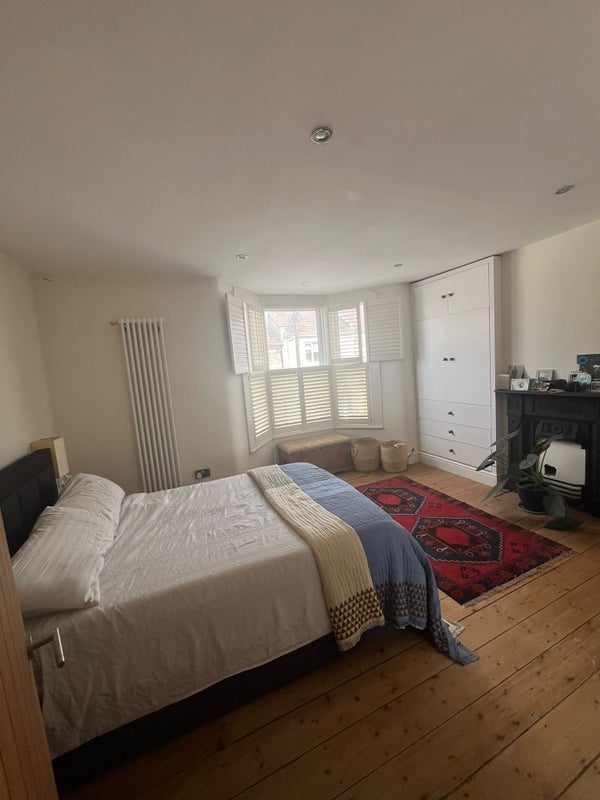 Room Vicarage Road in Bristol