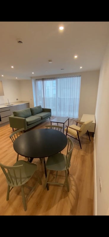 Flat Caithness Walk in Greater London