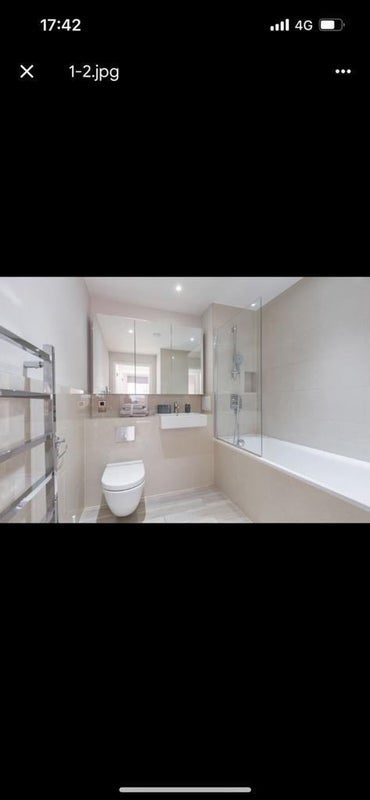 Room Martel Place in Greater London