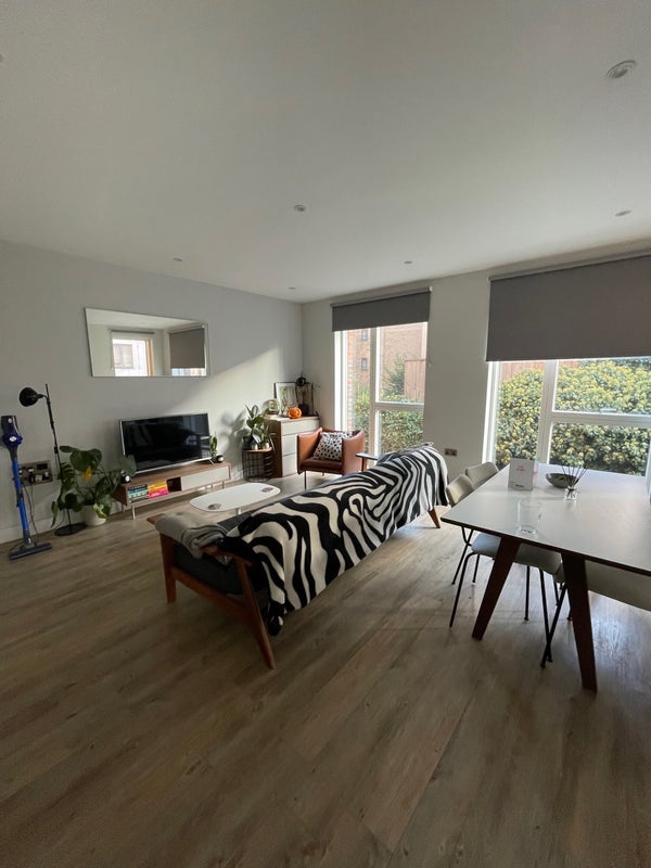 Room Martel Place in Greater London