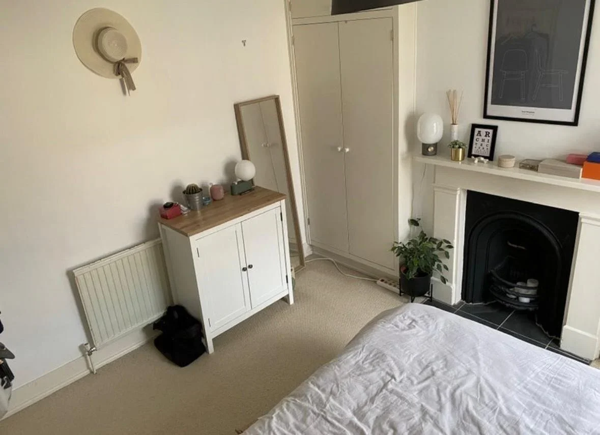 Room Bryantwood Road in Greater London