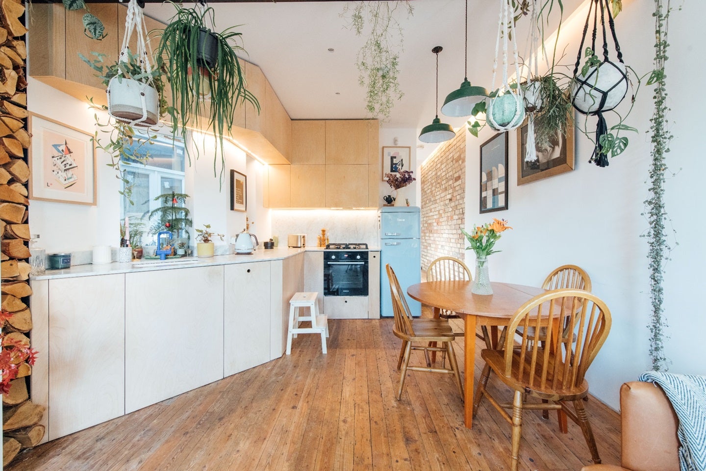 Flat Coleridge Road in Greater London