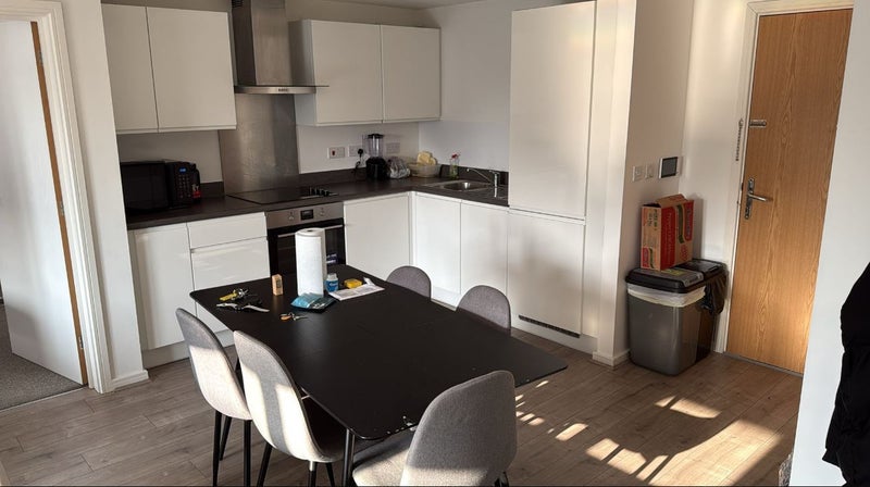 Room Clarence Street in Salford