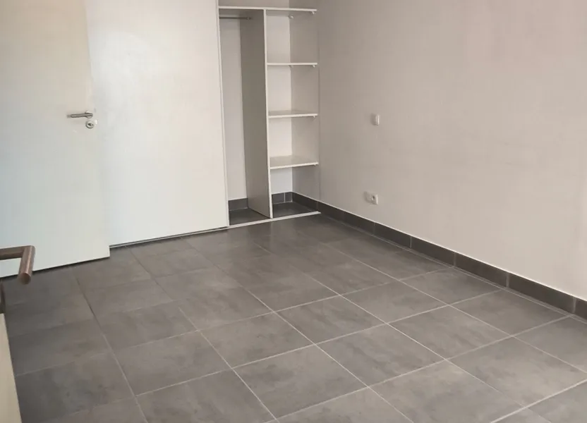 Appartement Route d'Avignon à Nîmes