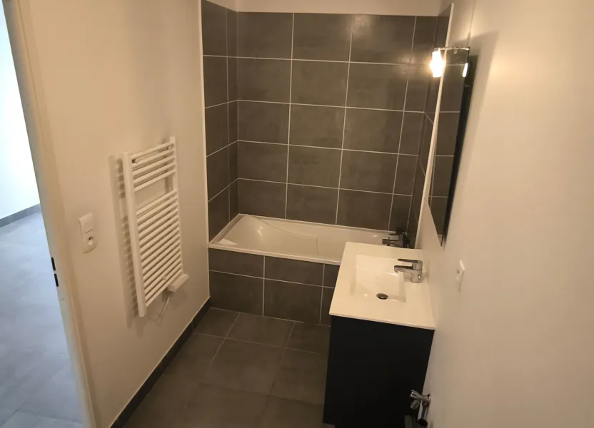Appartement Route d'Avignon à Nîmes