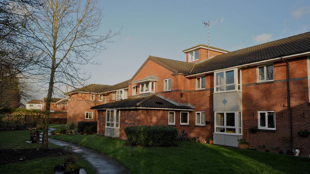 Flat South View Close in South Staffordshire