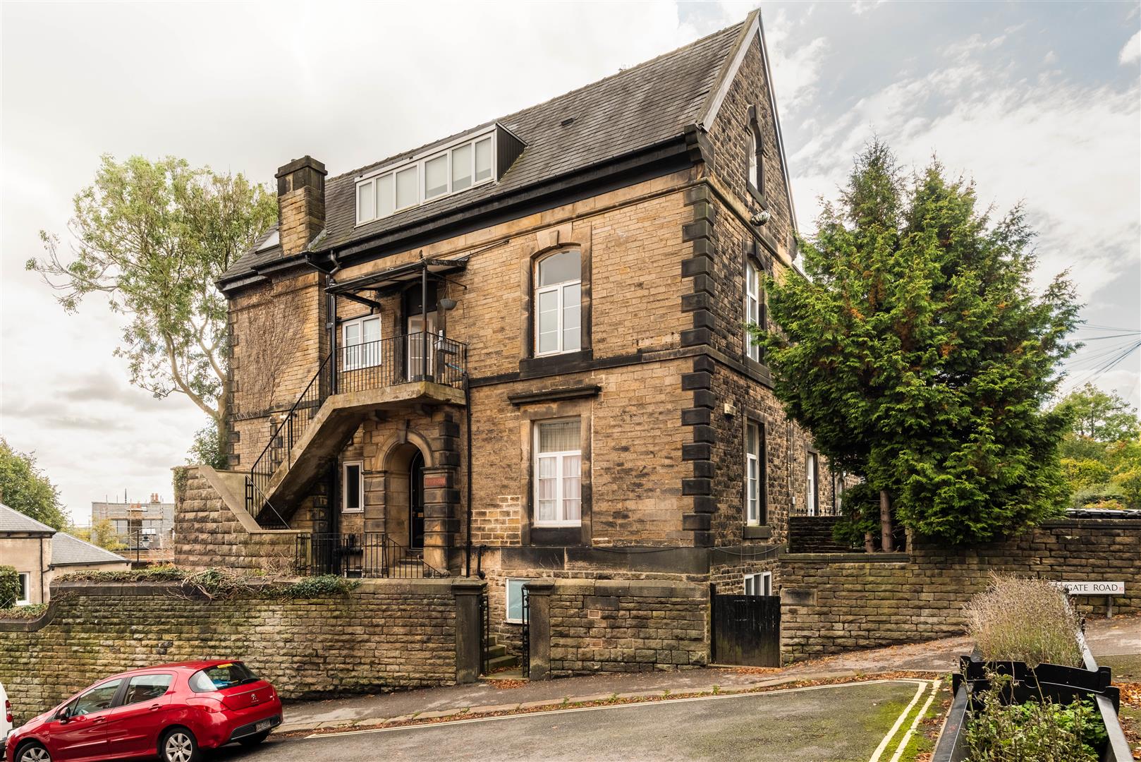 Flat Ashgate Close in Sheffield