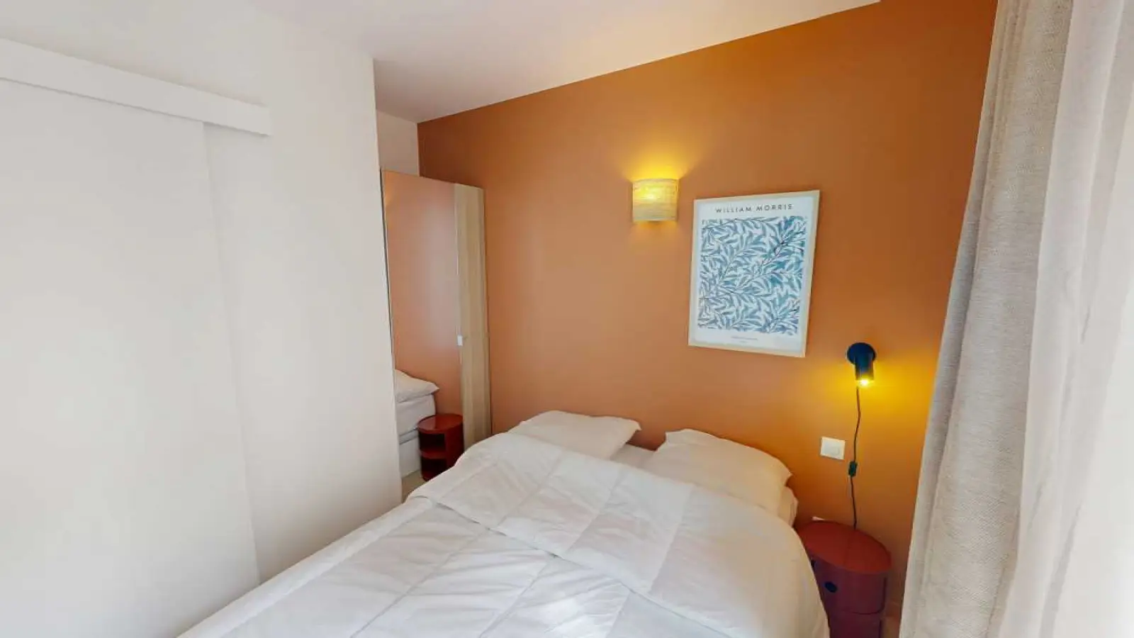 Room Place de la Bataille de Stalingrad in Paris