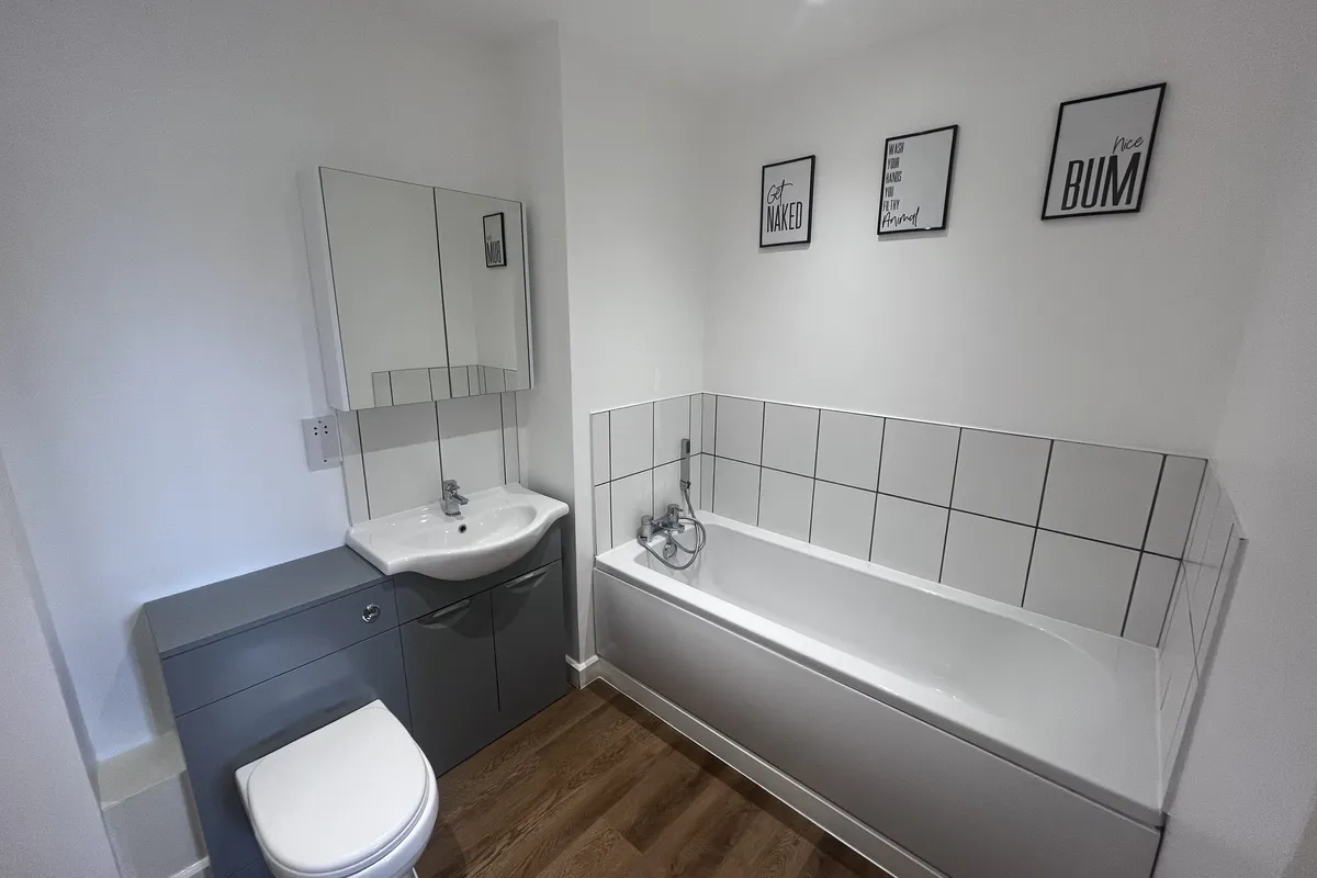 Flat Sandhurst Court in Sandwell