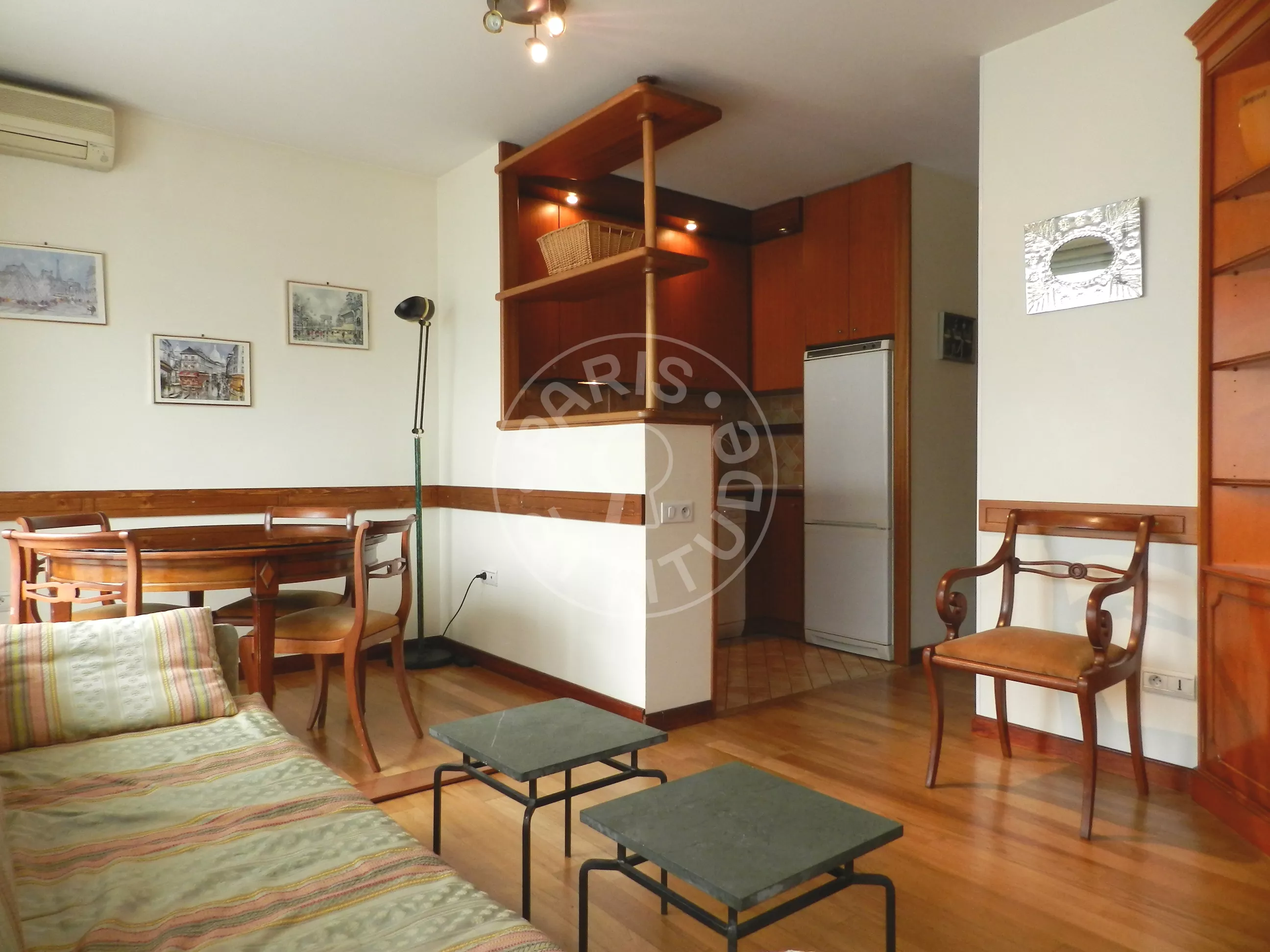 Appartement Rue Brey à Paris