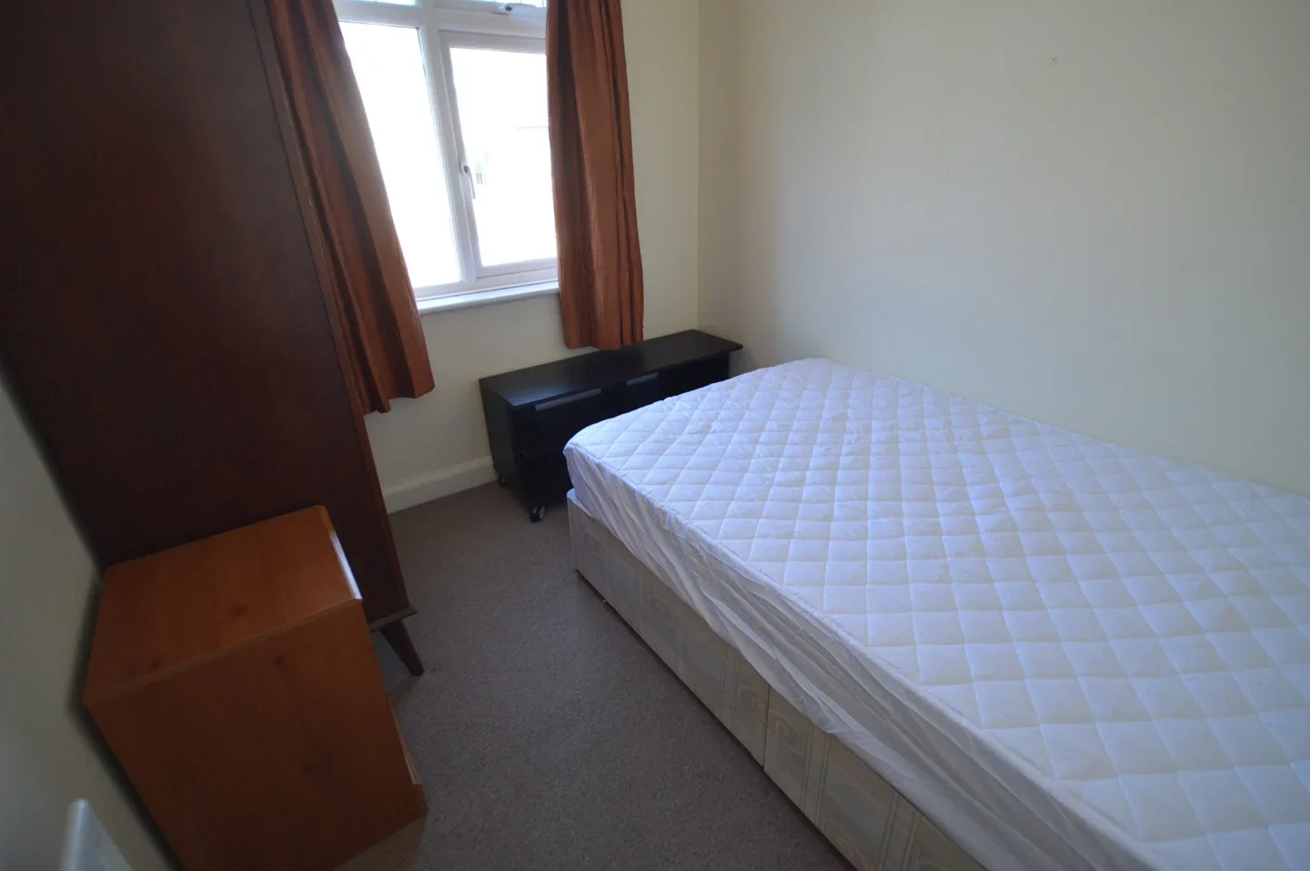 Flat Mitchell Court in North Tyneside