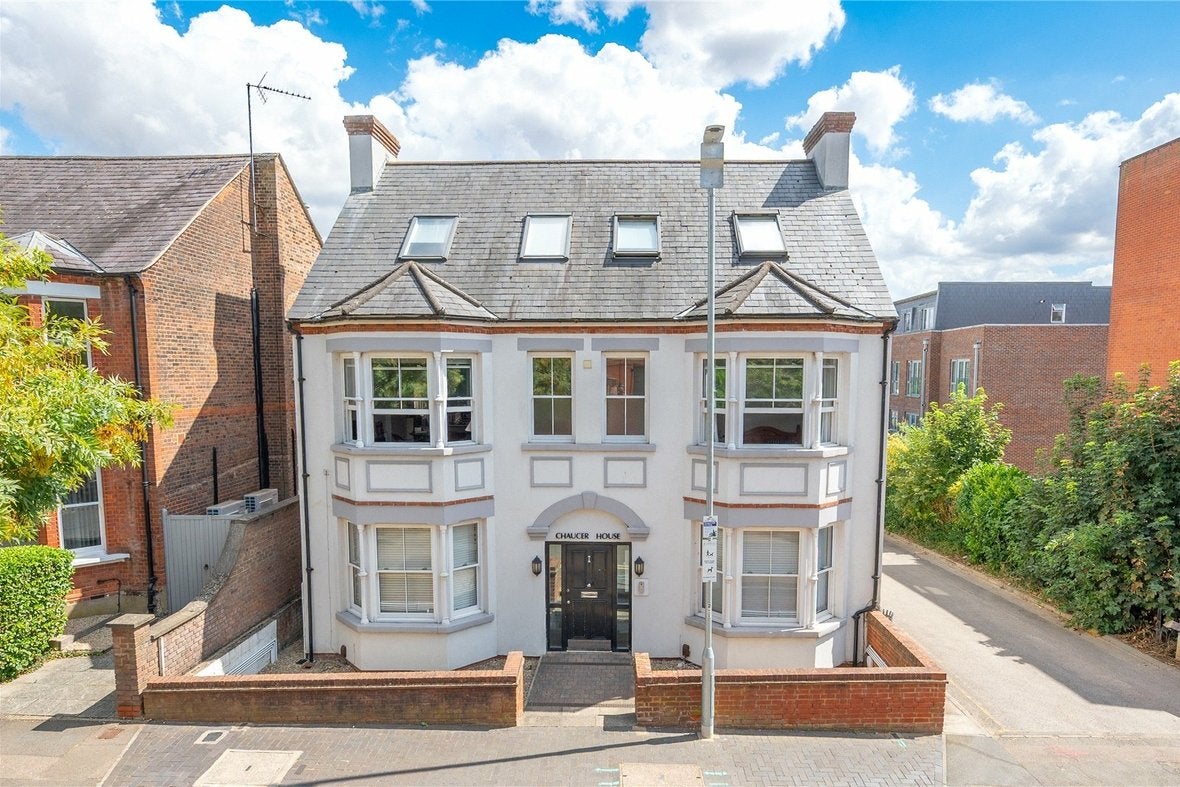 Flat Upper Marlborough Road in St Albans