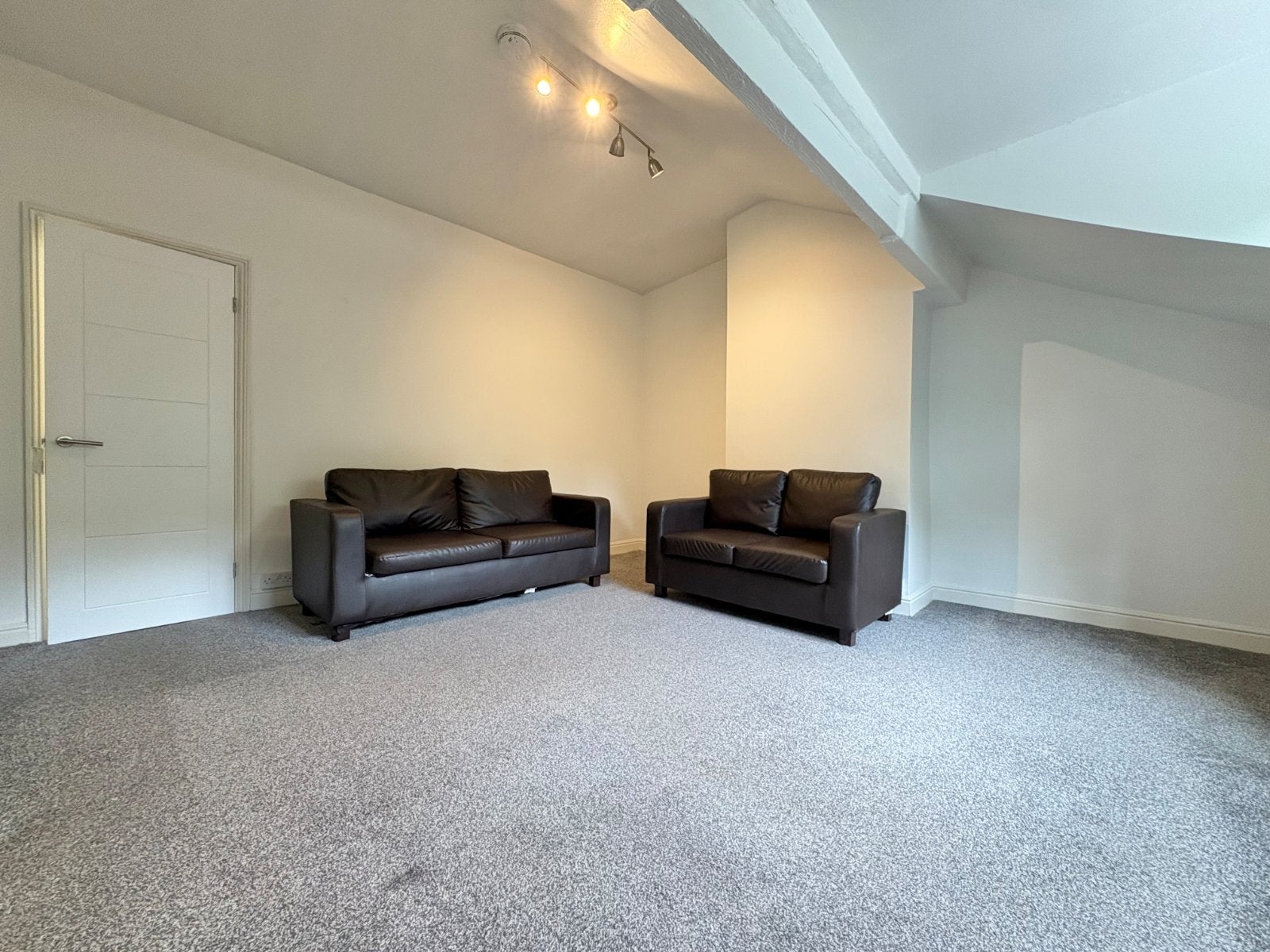 Flat Moorland Road in Leeds