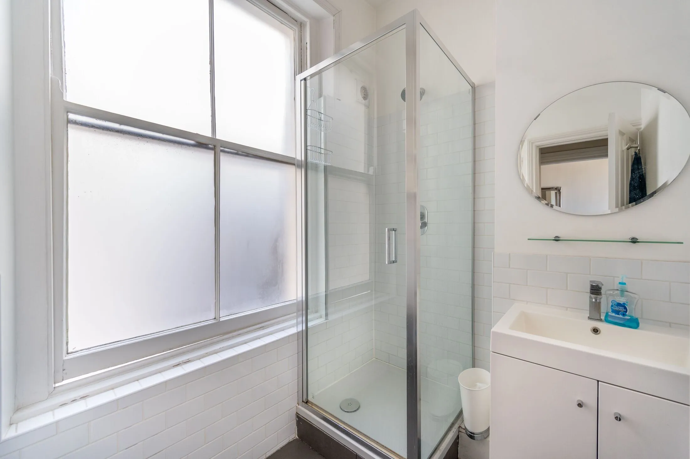 Flat Powis Square in Greater London