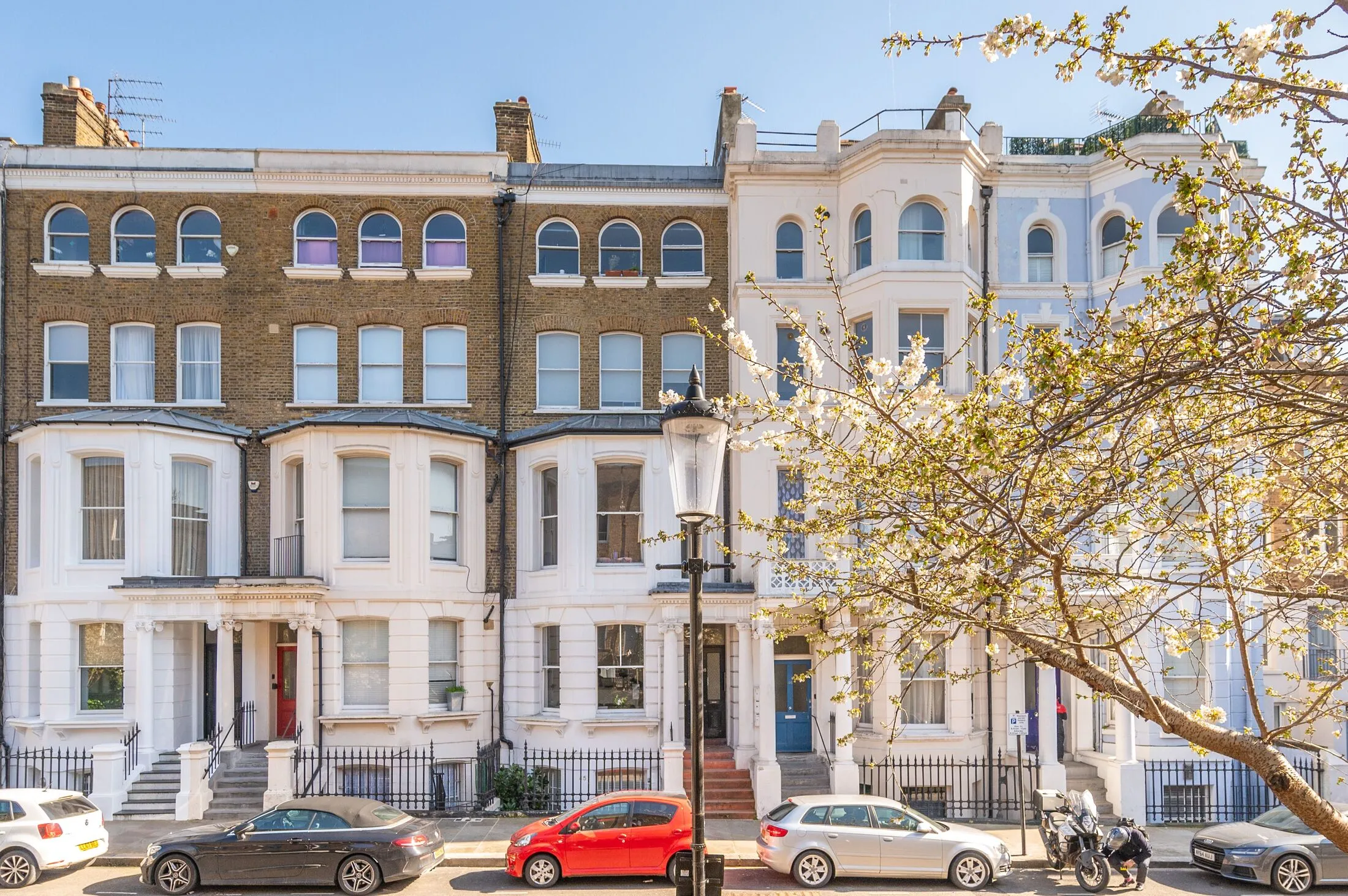 Flat Powis Square in Greater London