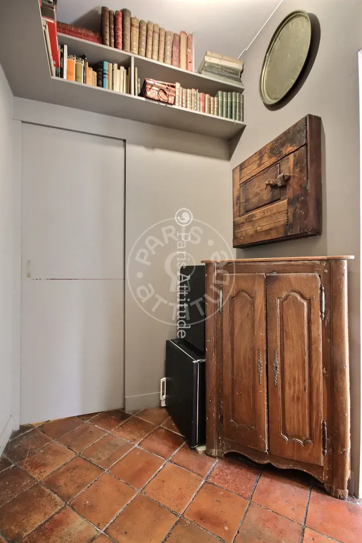 Appartement Rue du Cloître Notre-Dame à Paris
