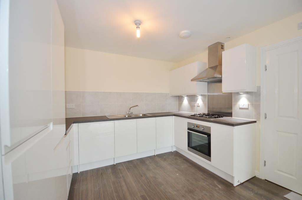 Flat Brand Avenue in Greater London